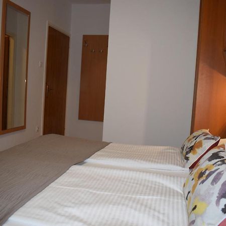 مالينسكا Guest House Tom المظهر الخارجي الصورة